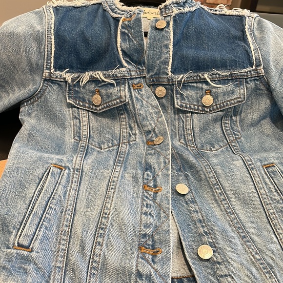Madewell Denim Jacket - Picture 6 of 7